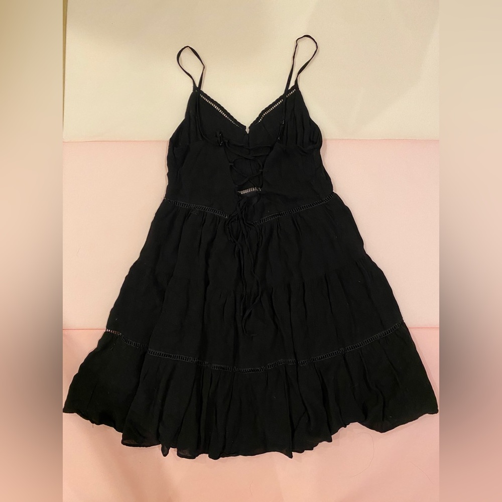 Kimchi and blue urban outfitters pansy tiered black summer mini dress size 2 - Picture 3 of 5